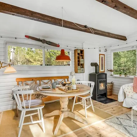 Ferienhaus Susannah - From The Sea By Interhome *